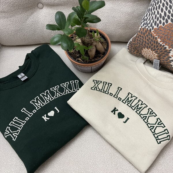 embroidered roman numeral sweatshirt, crewnecks, forest and sand