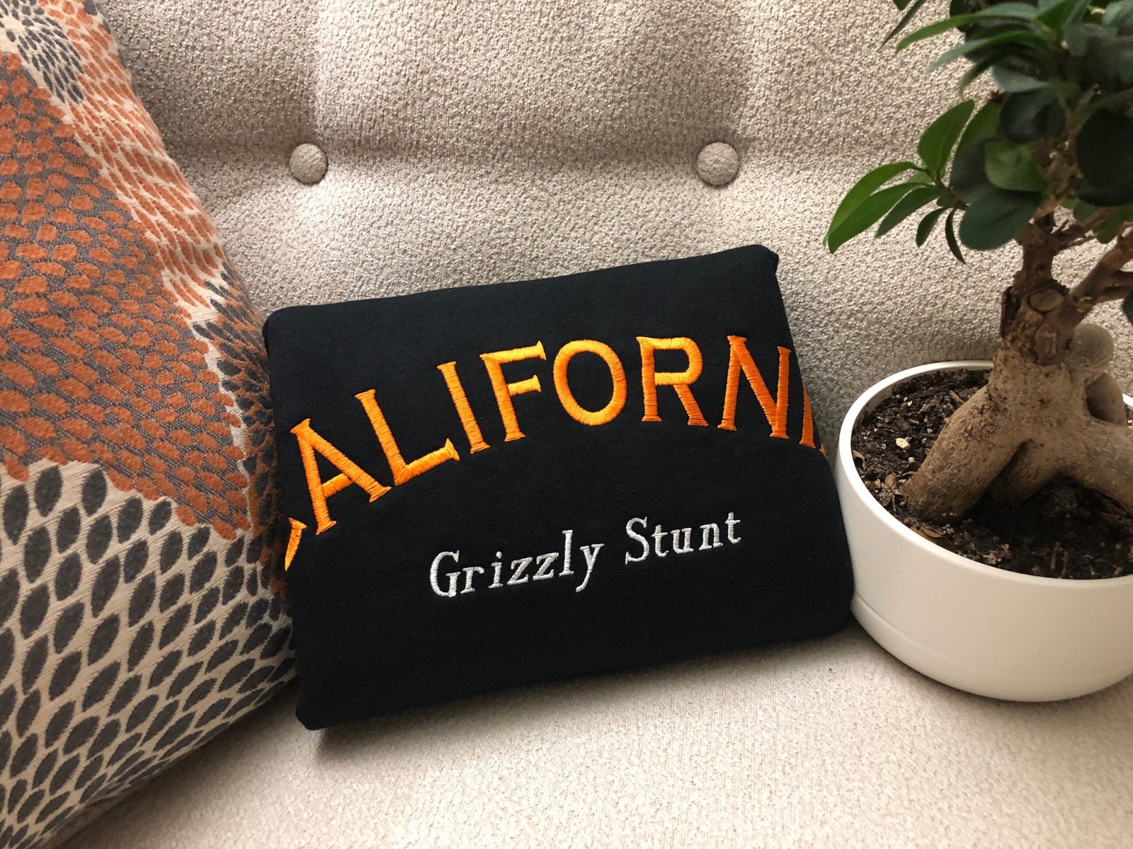 California Grizzly Stunt Embroidered Crewneck - Image 2